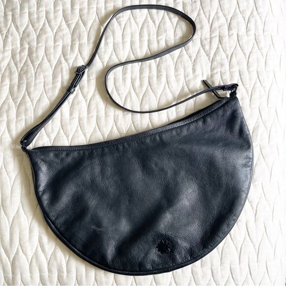 House of Harlow Black Leather Crescent Crossbody Bag - Picture 1 of 4